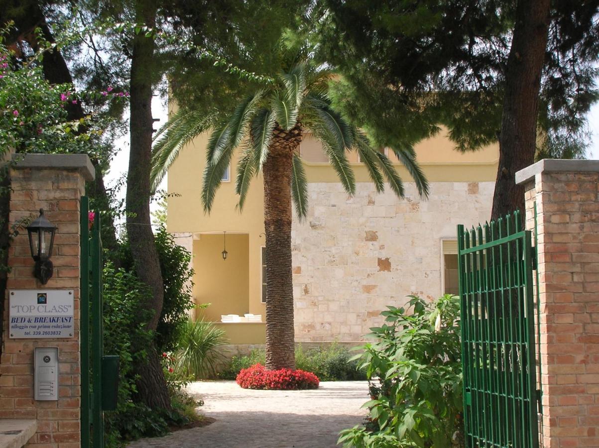 Bed And Breakfast Top Class Bari Exteriör bild